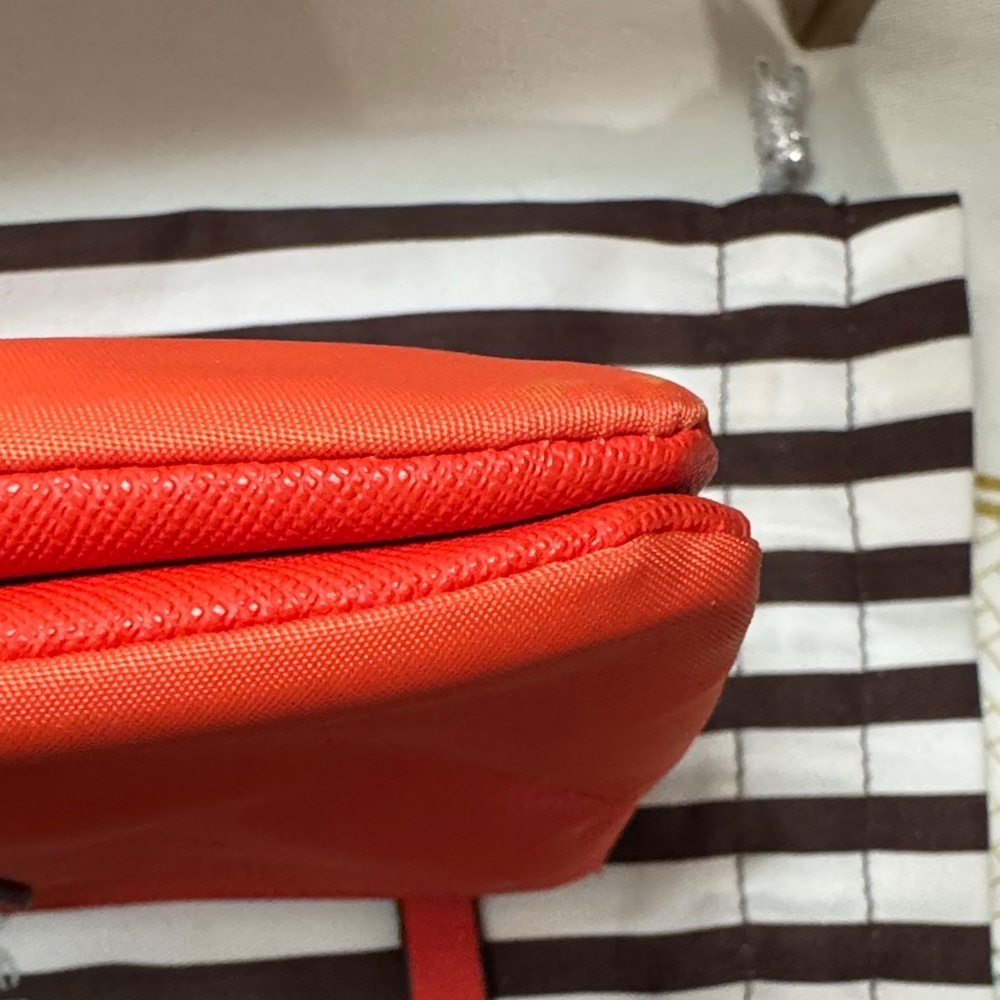 henri bendel Jetsetter Mini Crossbody with Gold Accents Pristine - Picture 8 of 15